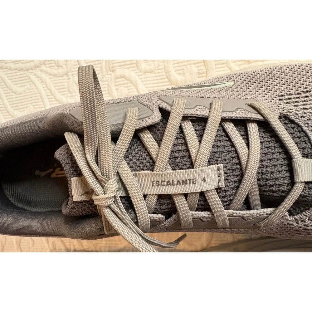 Altra Escalante 4 Womens Grey Road Running Shoes AL0A85NF220 Size 10